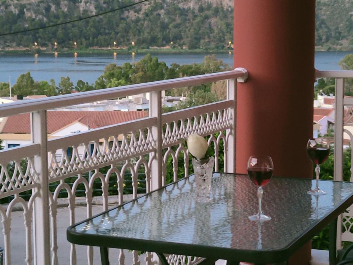 Blue Lagoon Luxury Apartment A1 Argostoli  Bagian luar foto